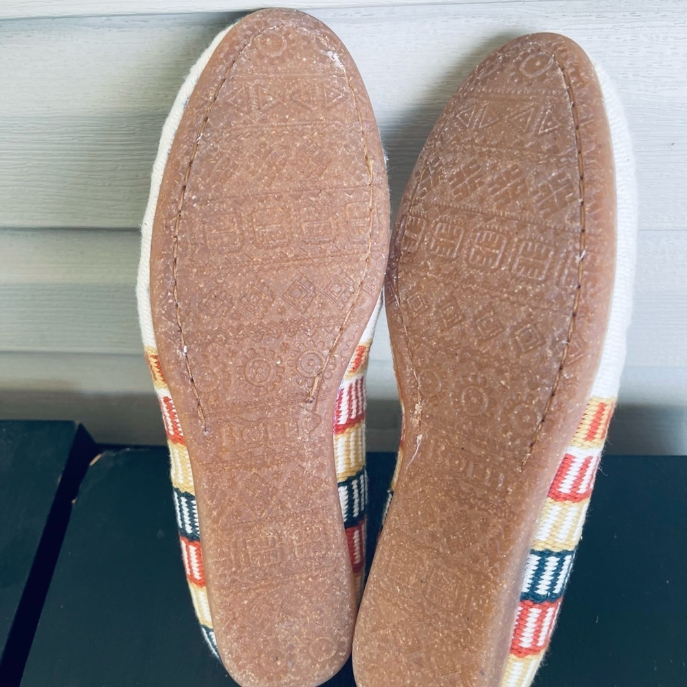 Born Giselle Women’s Casual Shoes - Picture 7 of 12
